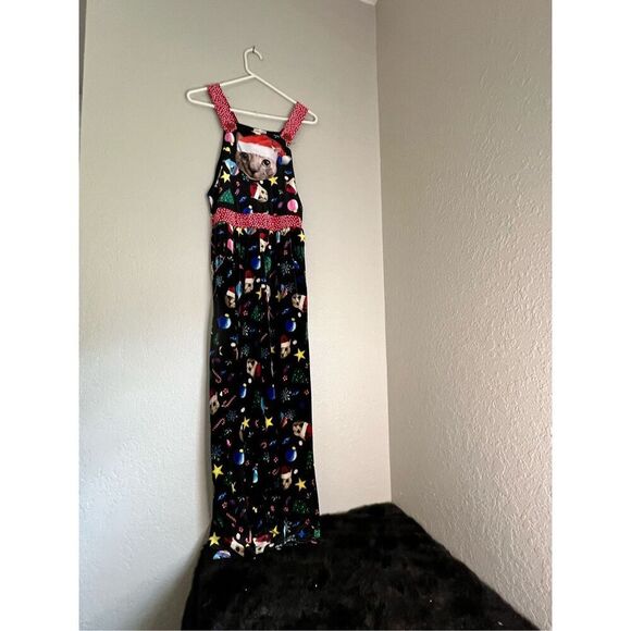 Love on a Hanger One Piece Santa Cat Bib Overalls Jumpsuit M New - Picture 1 of 5